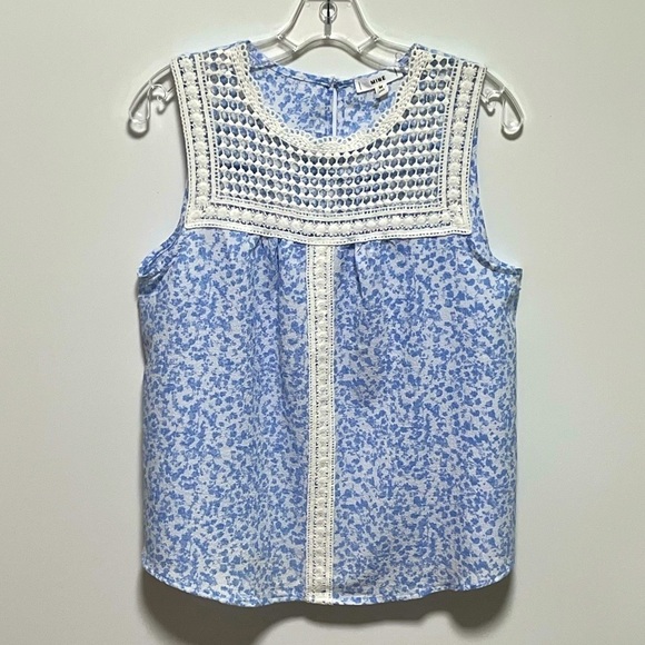 Anthropologie Tops - MINE Delicate cotton crocheted lace bib style sleeveless feminine preppy top
